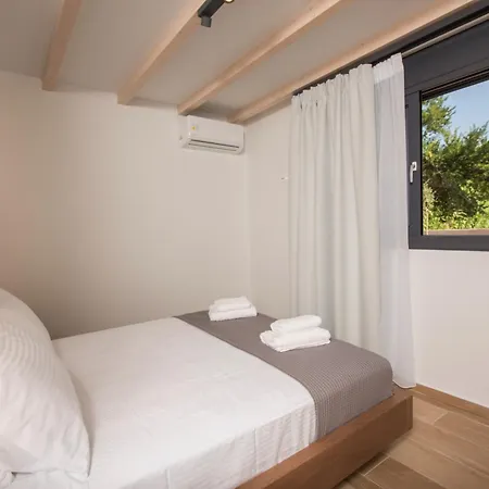 Olia ヴァシリキ