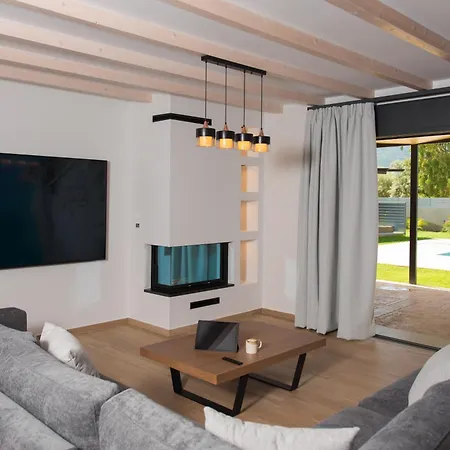 Olia * Βασιλική